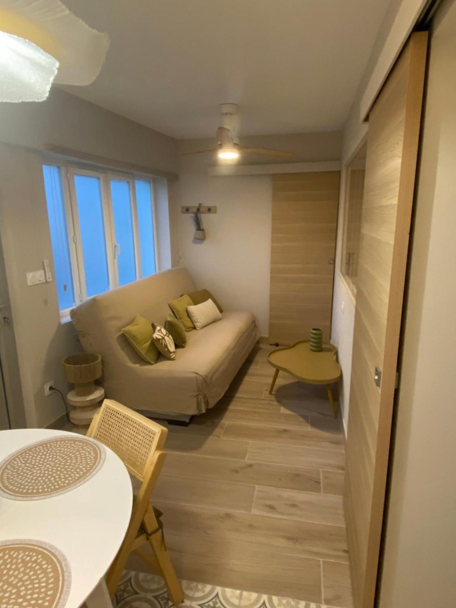 Suite Saint Pierre Вальрас-Пляж Экстерьер фото